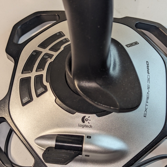 Logitech Extreme 3D Pro X3D Joystick Flightstick PC Controller - Wingman Attack - Picture 2 of 7